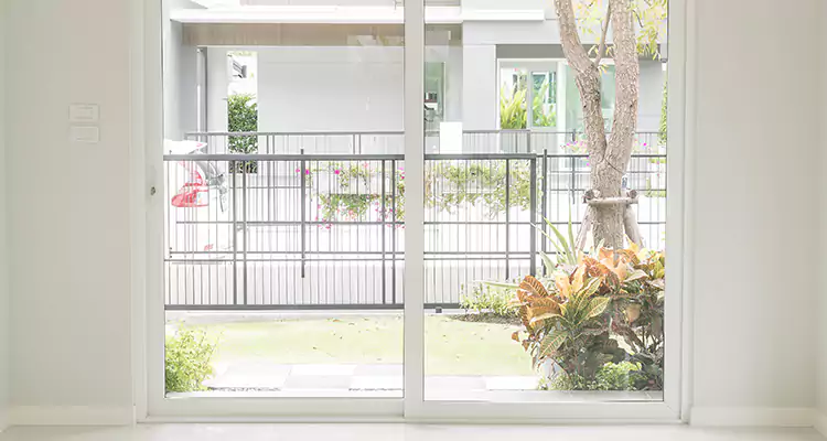 Balcony Screen Door Repair in Naples, FL