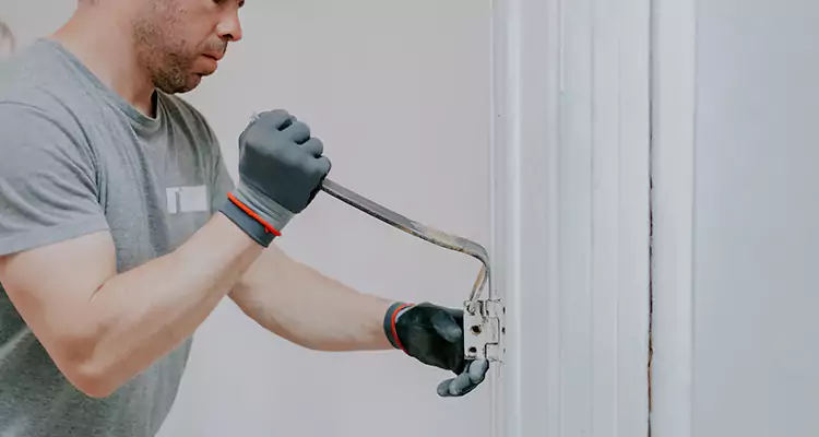 Cracked Door Jamb Repair in Naples, FL