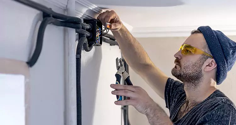 Garage Door Opener Cable Repair in Naples, FL