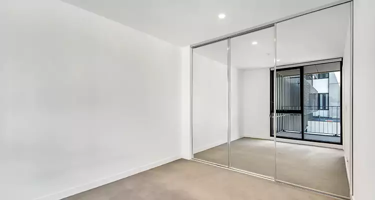 Why Homeowners Choose Us for Sliding Mirror Door Replacement in Naples, FL