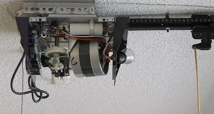 Garage Door Motor Replacement in Naples, FL