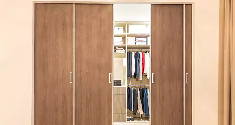 Sliding Closet Wardrobe Repairs in Naples, FL