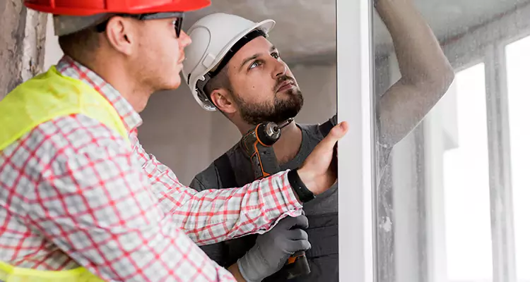 Vertical Crank Out Windows Repair in Naples, FL